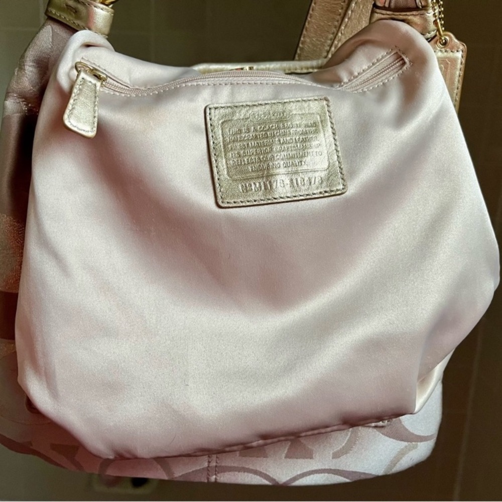 Coach Signature Tan/Metallic Gold Crossbody #M1176-F18478 EXCELLENT CONDITION - Picture 13 of 15